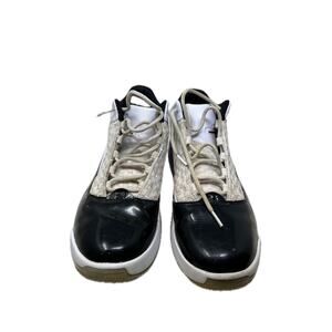 Nike Jordan Max Aura 2 White Black Gym Red Mens 10.5